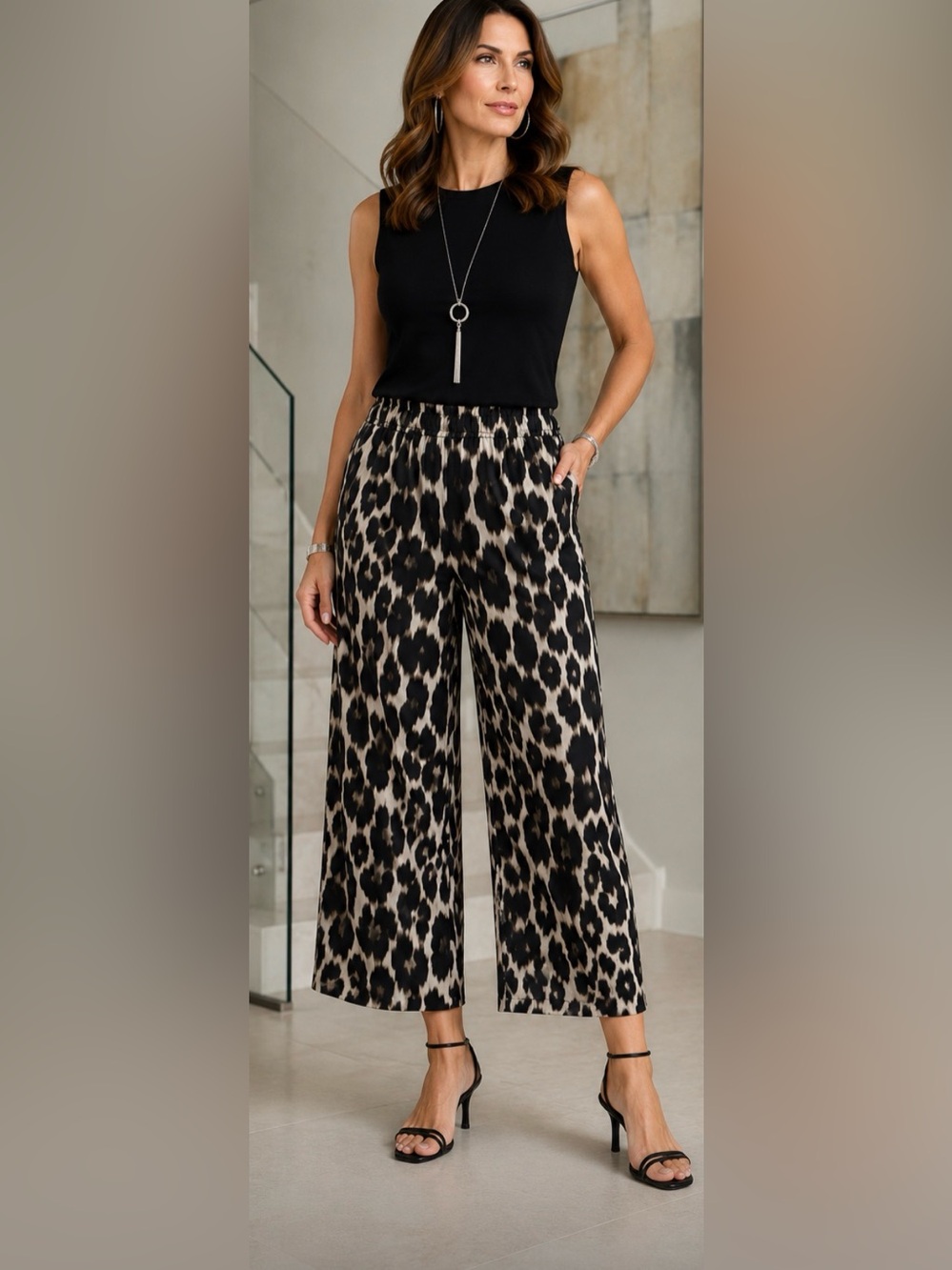 Frank Lyman Montreal Chiffon Pants Size 4 Animal Print Lined Crop Wide Leg New